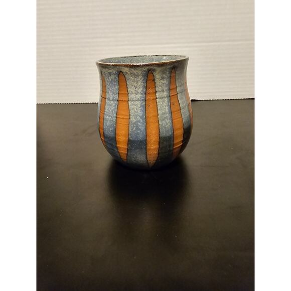 Speckled Light Blue Glazed Art Pottery Mug w Terracotta Stripes Applied Handle - Picture 4 of 9